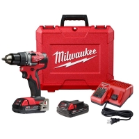 Аккумуляторная дрель-шуруповерт MILWAUKEE M18 2801-22CT БЕСЩЕТОЧНЫЙ