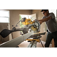 DeWALT DHS780N